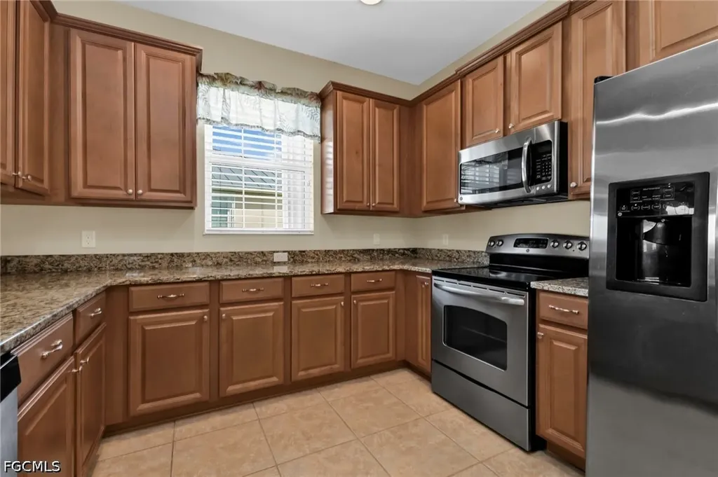 2656 Anguilla Drive Cape Coral FL 33991