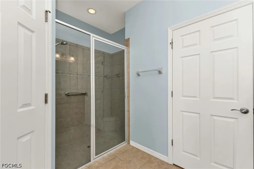 2656 Anguilla Drive Cape Coral FL 33991