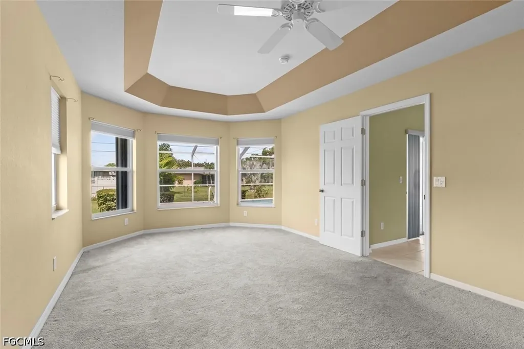 3920 SE 2nd Place Cape Coral FL 33904