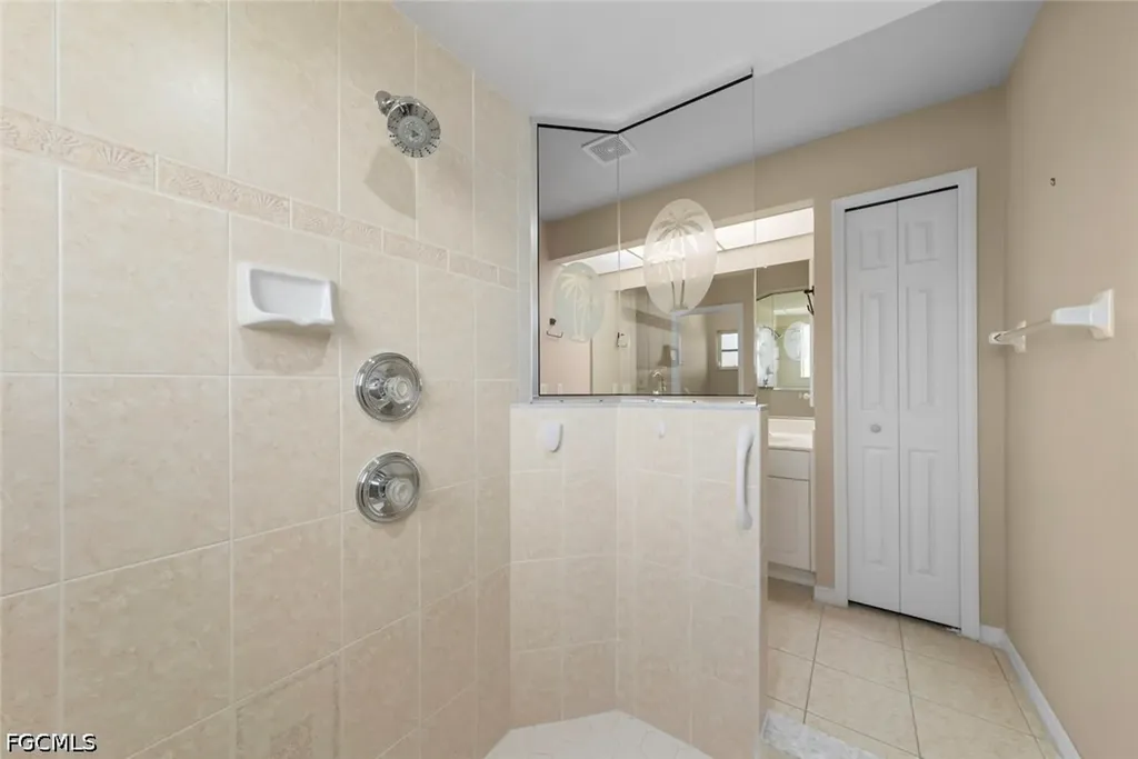 3920 SE 2nd Place Cape Coral FL 33904