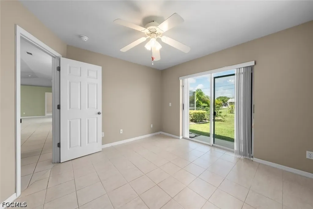 3920 SE 2nd Place Cape Coral FL 33904