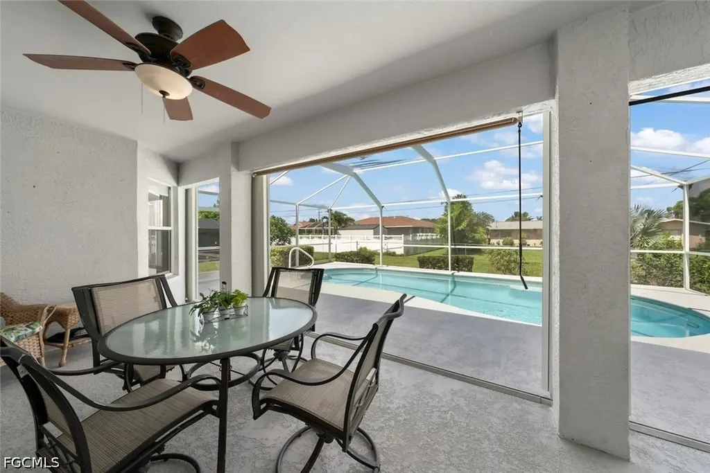 3920 SE 2nd Place Cape Coral FL 33904