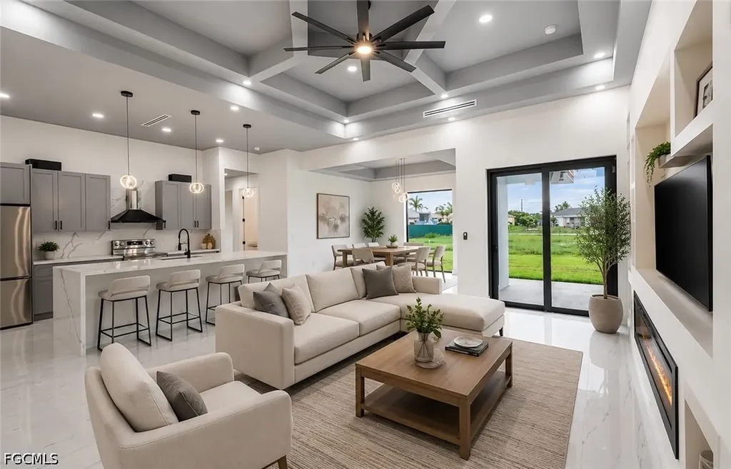 111 NW 6th Street Cape Coral FL 33993