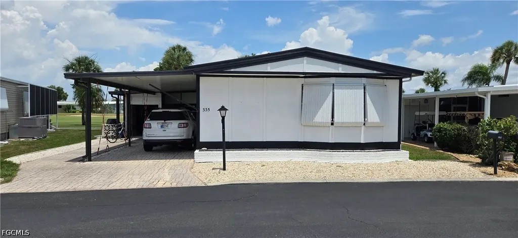 335 Nicklaus Boulevard North Fort Myers FL 33903