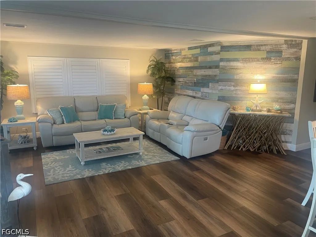 335 Nicklaus Boulevard North Fort Myers FL 33903