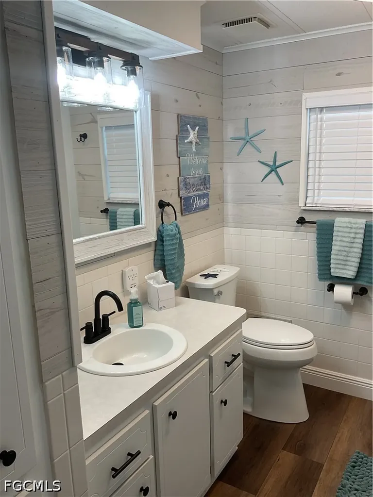335 Nicklaus Boulevard North Fort Myers FL 33903