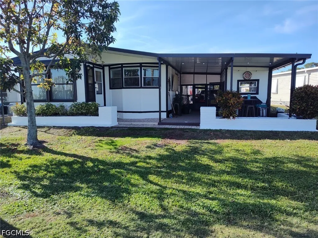 335 Nicklaus Boulevard North Fort Myers FL 33903