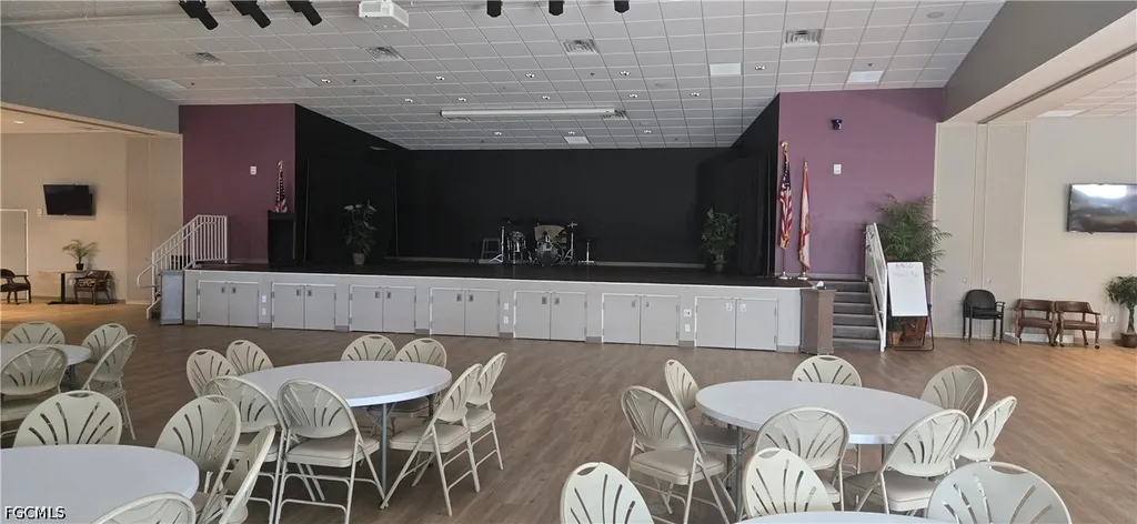 335 Nicklaus Boulevard North Fort Myers FL 33903