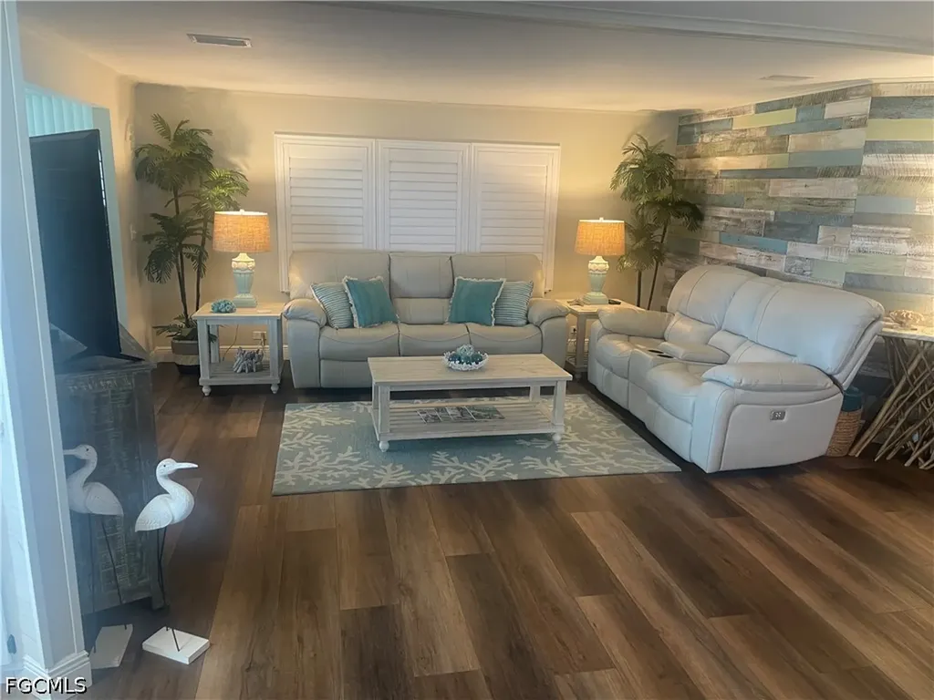 335 Nicklaus Boulevard North Fort Myers FL 33903