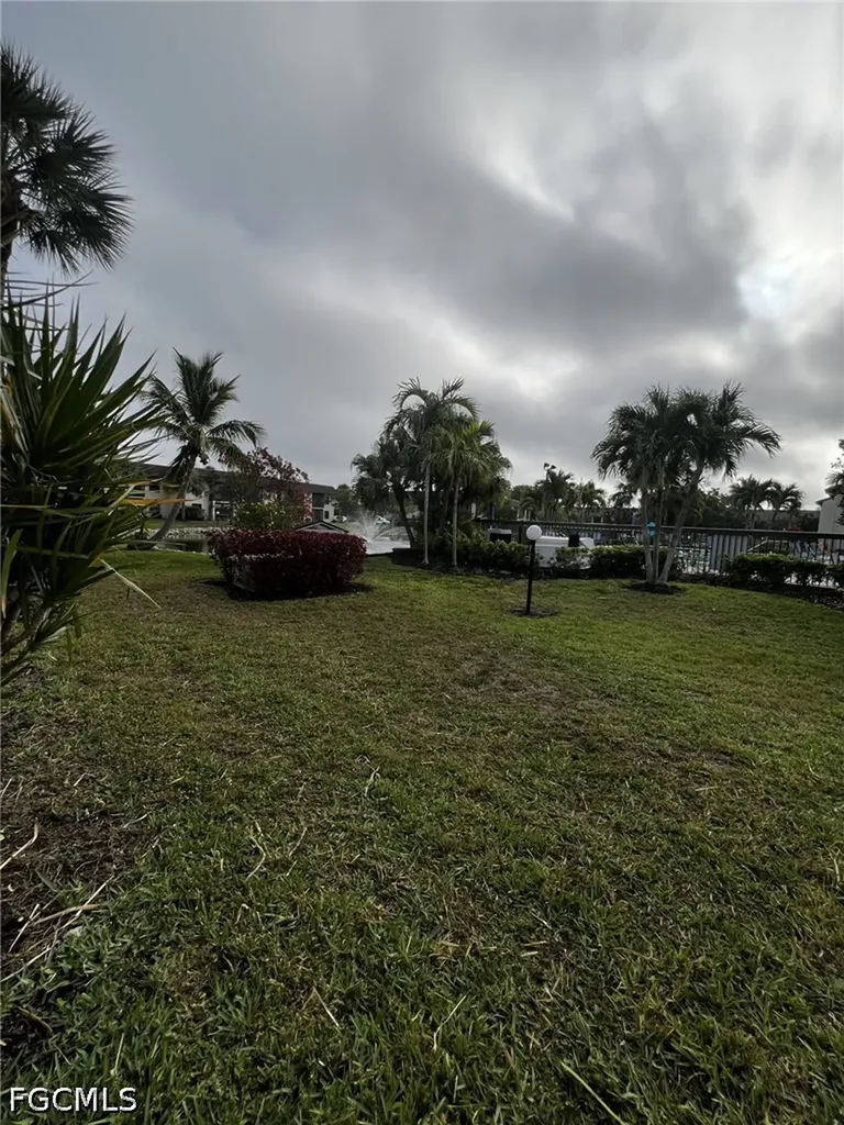 9301 Central Park Drive Fort Myers FL 33919