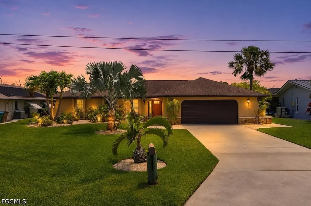 Cape Coral FL, 2218 Coral Point Drive