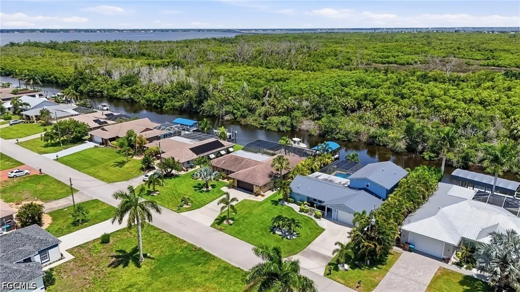 2218 Coral Point Drive Cape Coral FL 33990