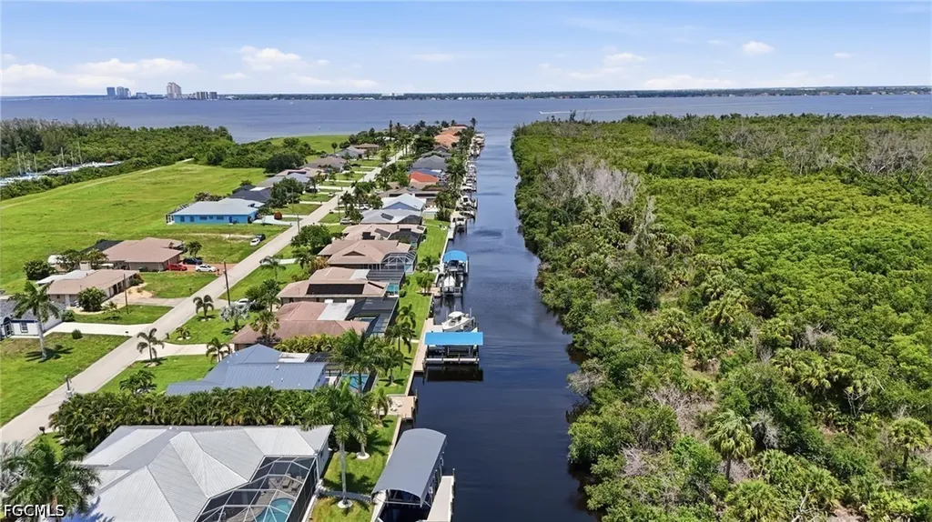 2218 Coral Point Drive Cape Coral FL 33990