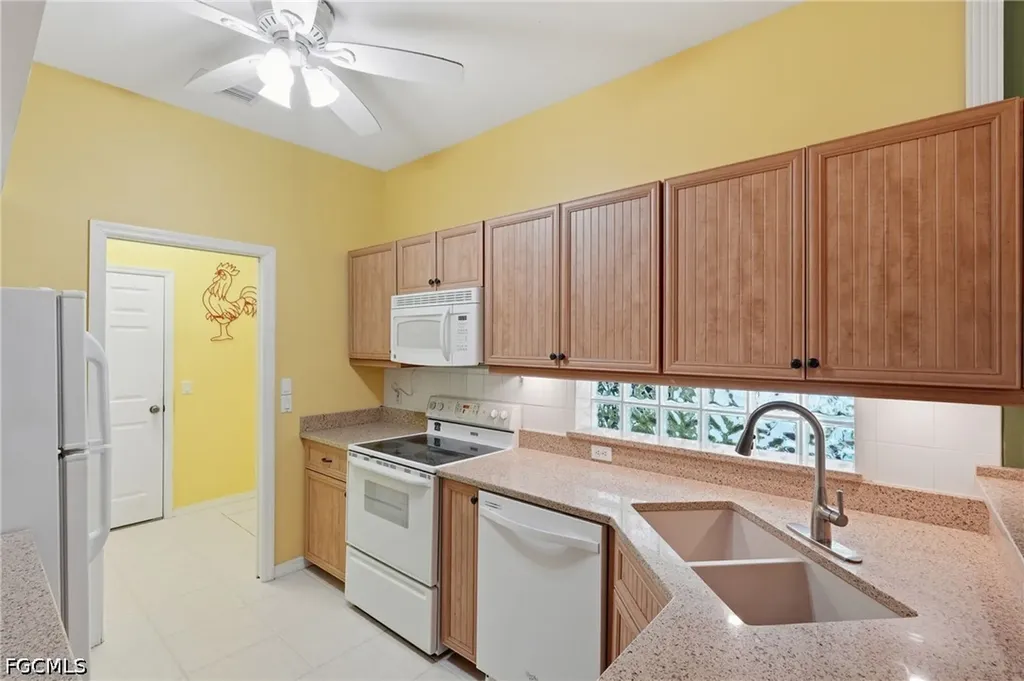 10727 Maui Circle Estero FL 33928
