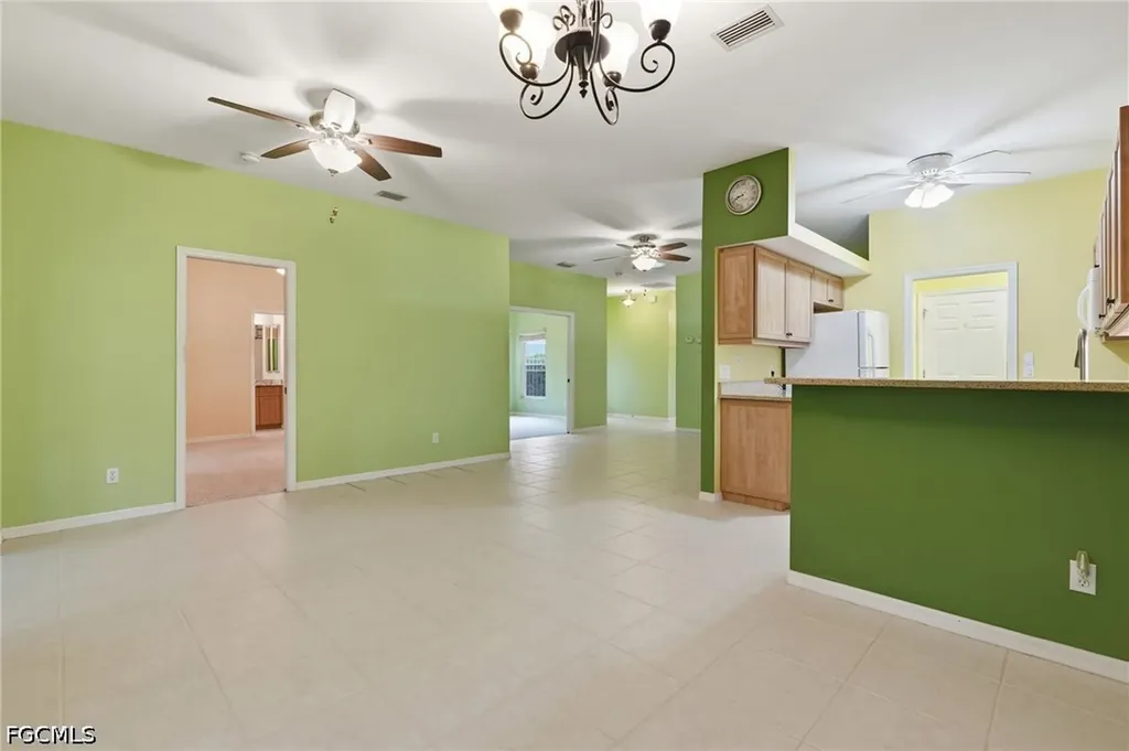 10727 Maui Circle Estero FL 33928