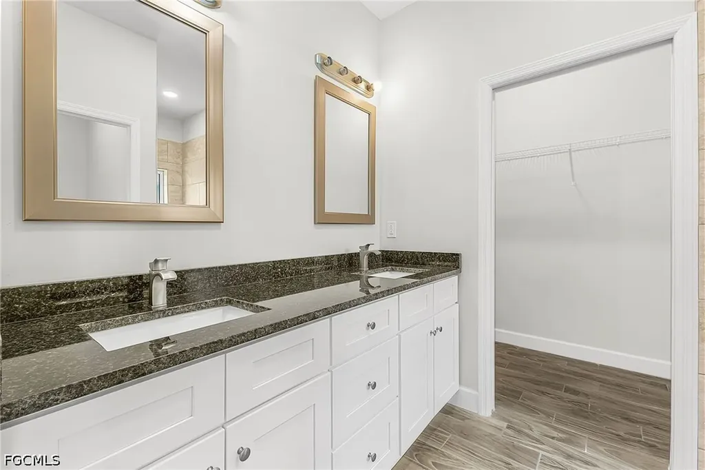 1111 SW 5th Terrace Cape Coral FL 33991