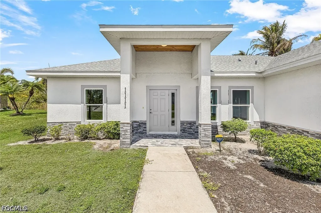 1111 SW 5th Terrace Cape Coral FL 33991