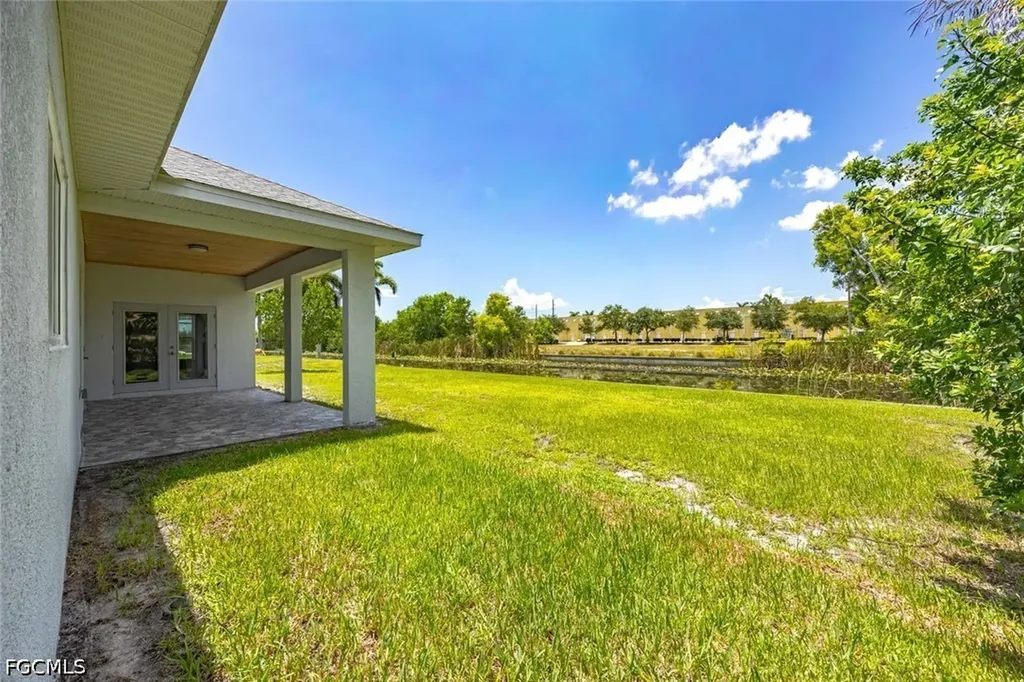 1111 SW 5th Terrace Cape Coral FL 33991