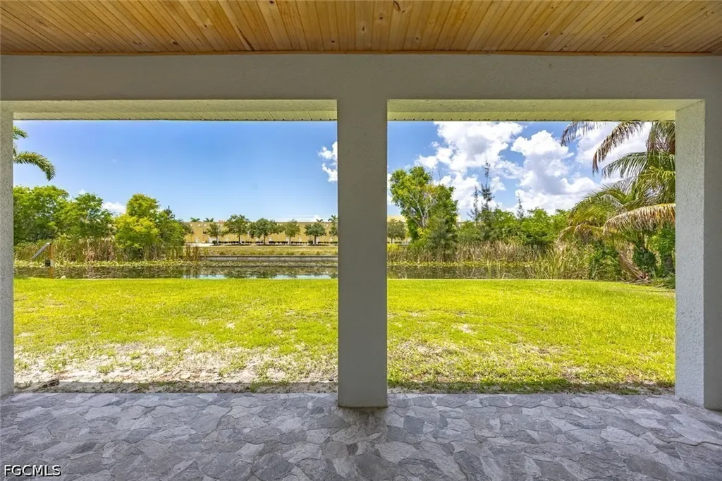 1111 SW 5th Terrace Cape Coral FL 33991