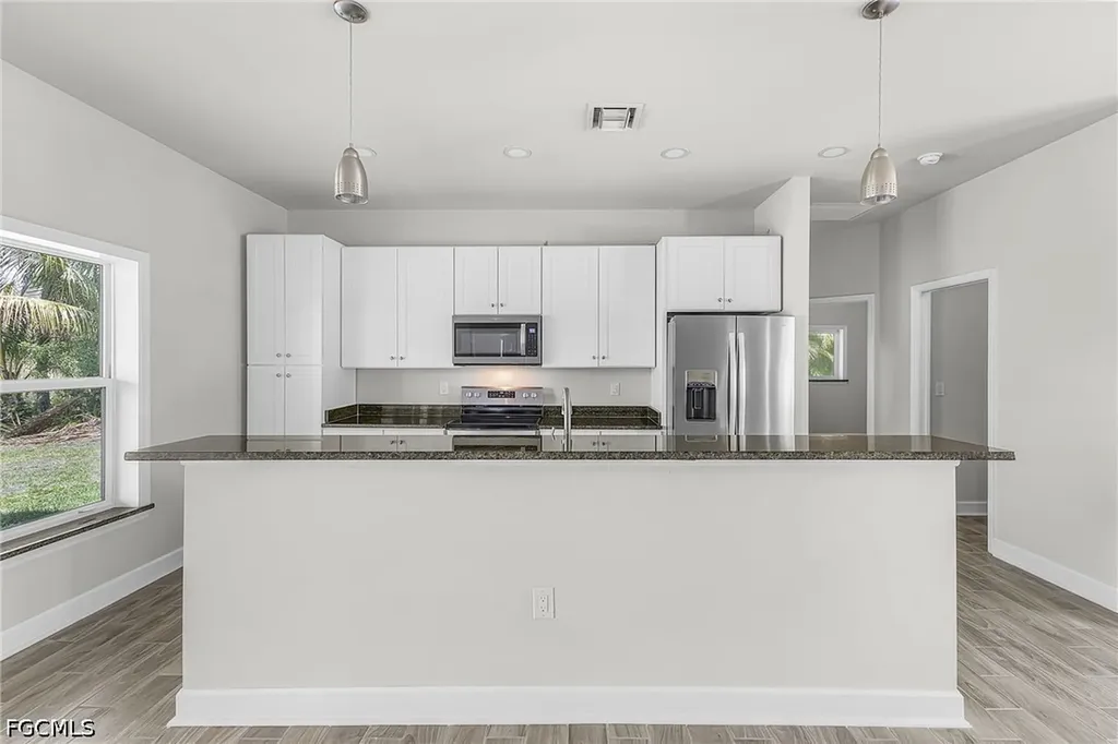 1111 SW 5th Terrace Cape Coral FL 33991