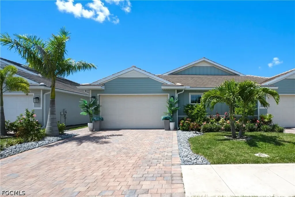 998 Enbrook Loop Naples FL 34114