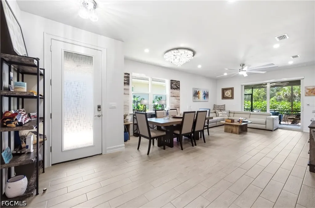 998 Enbrook Loop Naples FL 34114