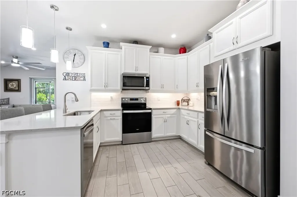 998 Enbrook Loop Naples FL 34114