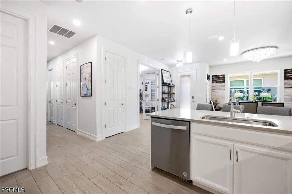998 Enbrook Loop Naples FL 34114