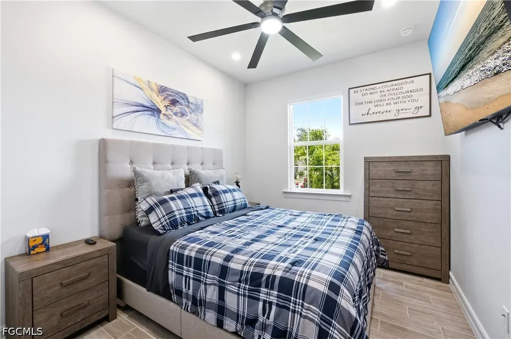 998 Enbrook Loop Naples FL 34114