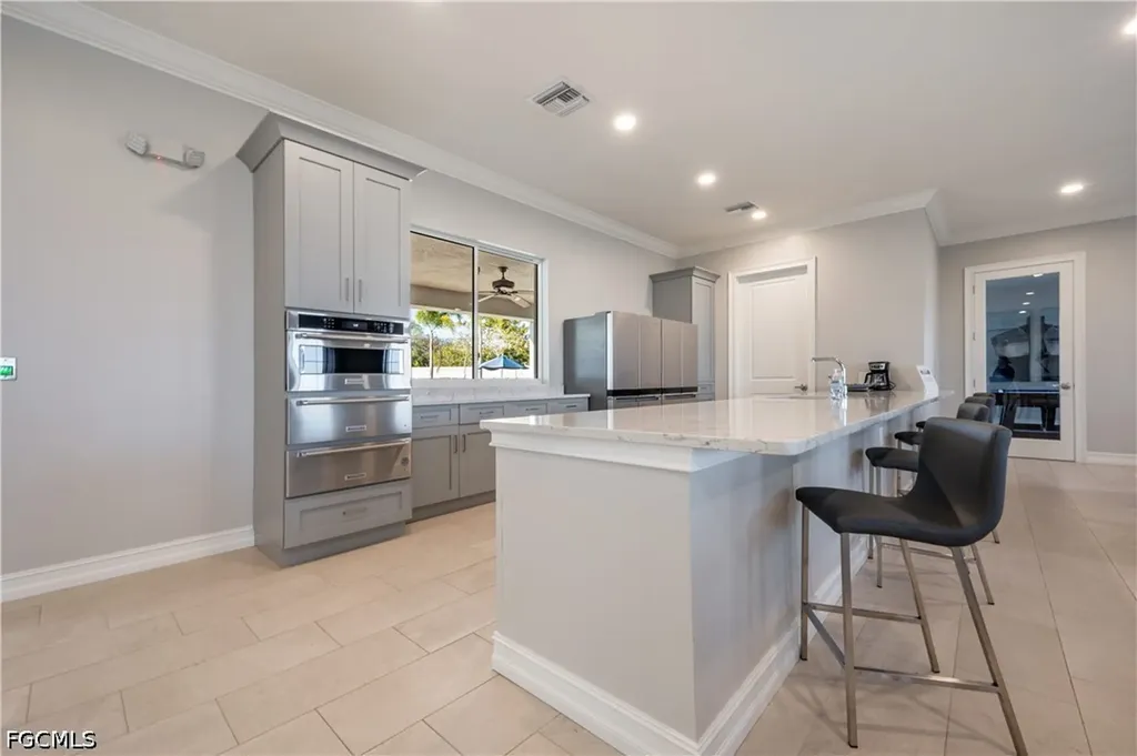 998 Enbrook Loop Naples FL 34114