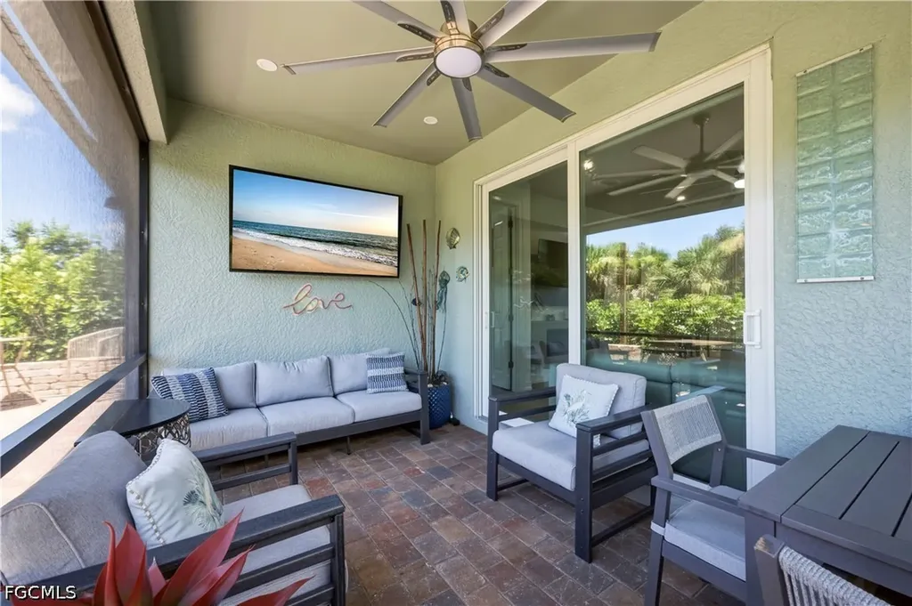998 Enbrook Loop Naples FL 34114