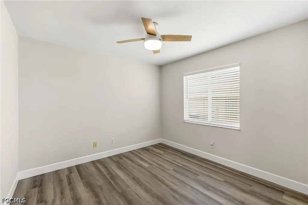 1905 SW 25th Terrace Cape Coral FL 33914