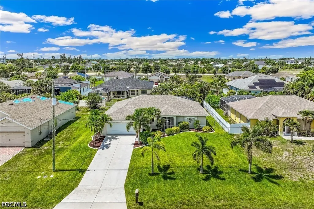 1905 SW 25th Terrace Cape Coral FL 33914