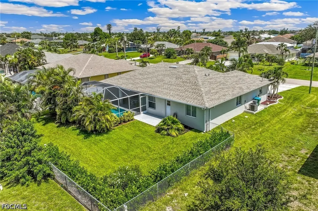 1905 SW 25th Terrace Cape Coral FL 33914