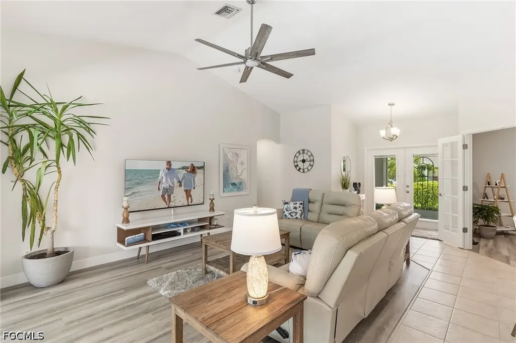 1905 SW 25th Terrace Cape Coral FL 33914