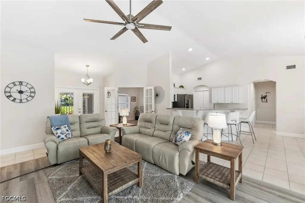 1905 SW 25th Terrace Cape Coral FL 33914