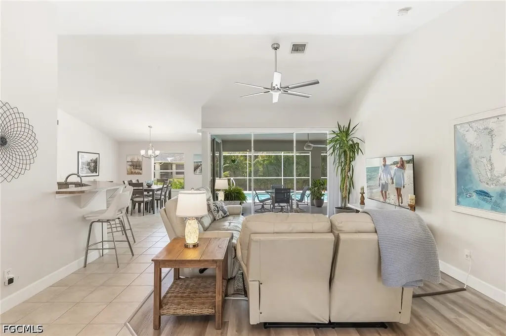 1905 SW 25th Terrace Cape Coral FL 33914