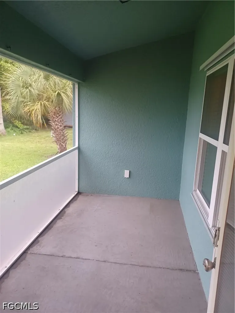 204 NW 5th Terrace Cape Coral FL 33993