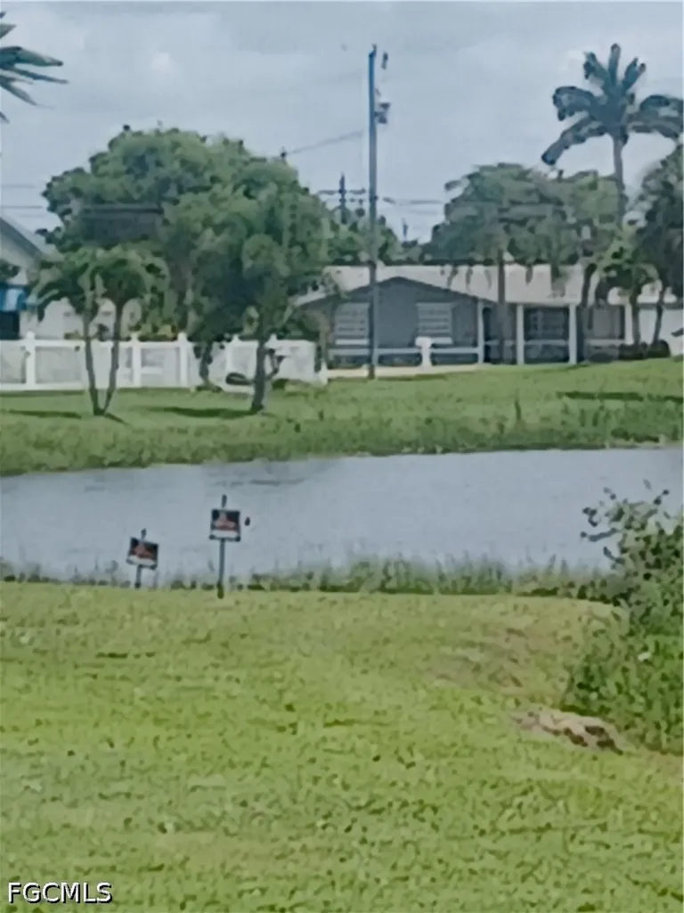 3727 Palm Tree Boulevard Cape Coral FL 33904