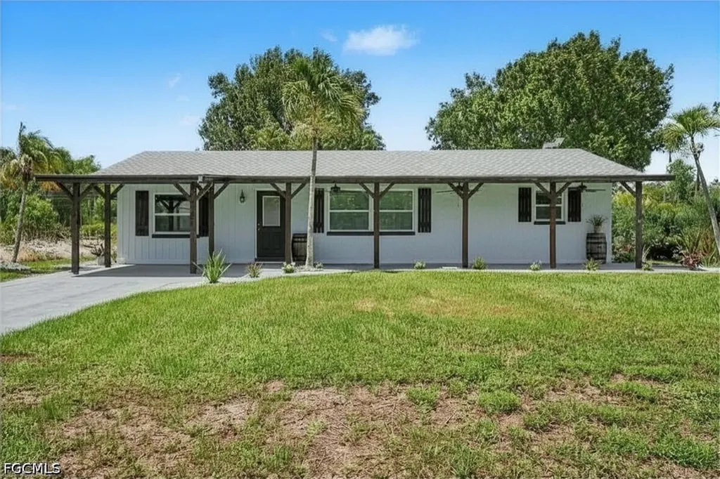 ST. James City FL, 3728 Gasparilla Street