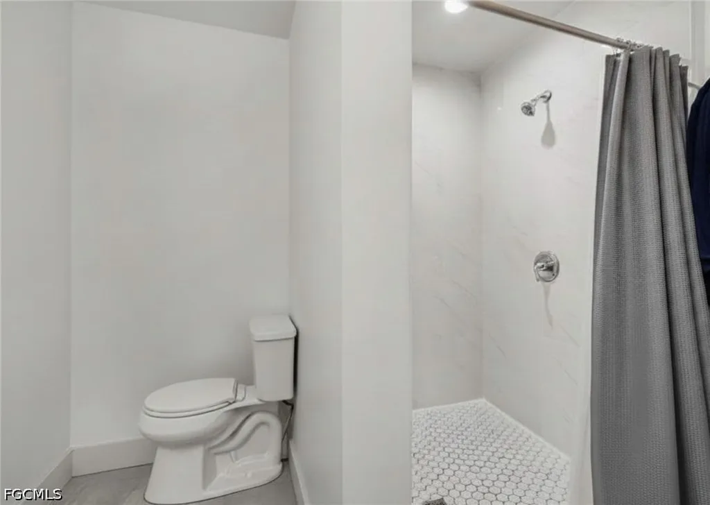 3728 Gasparilla Street St. James City FL 33956