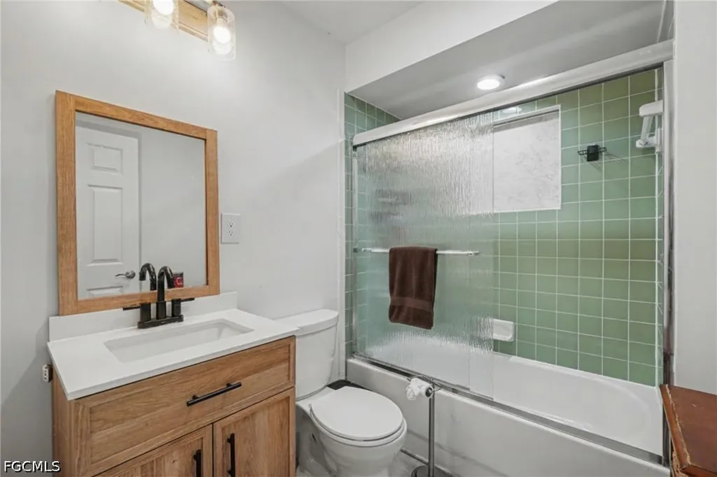 3728 Gasparilla Street St. James City FL 33956