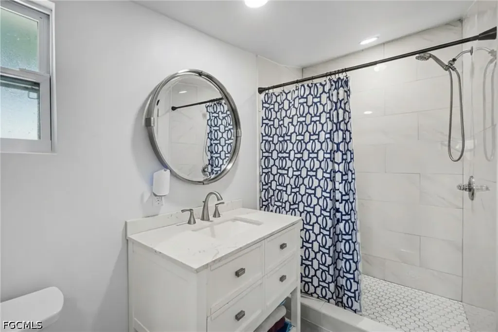 3728 Gasparilla Street St. James City FL 33956