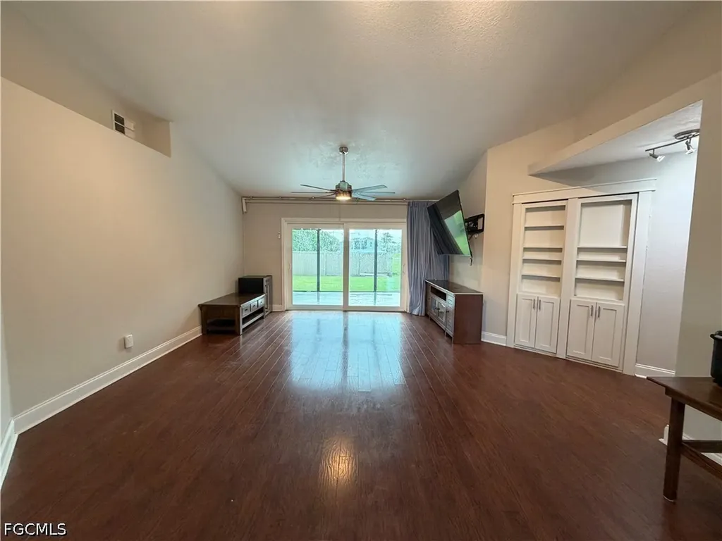 3628 Kent Drive Naples FL 34112