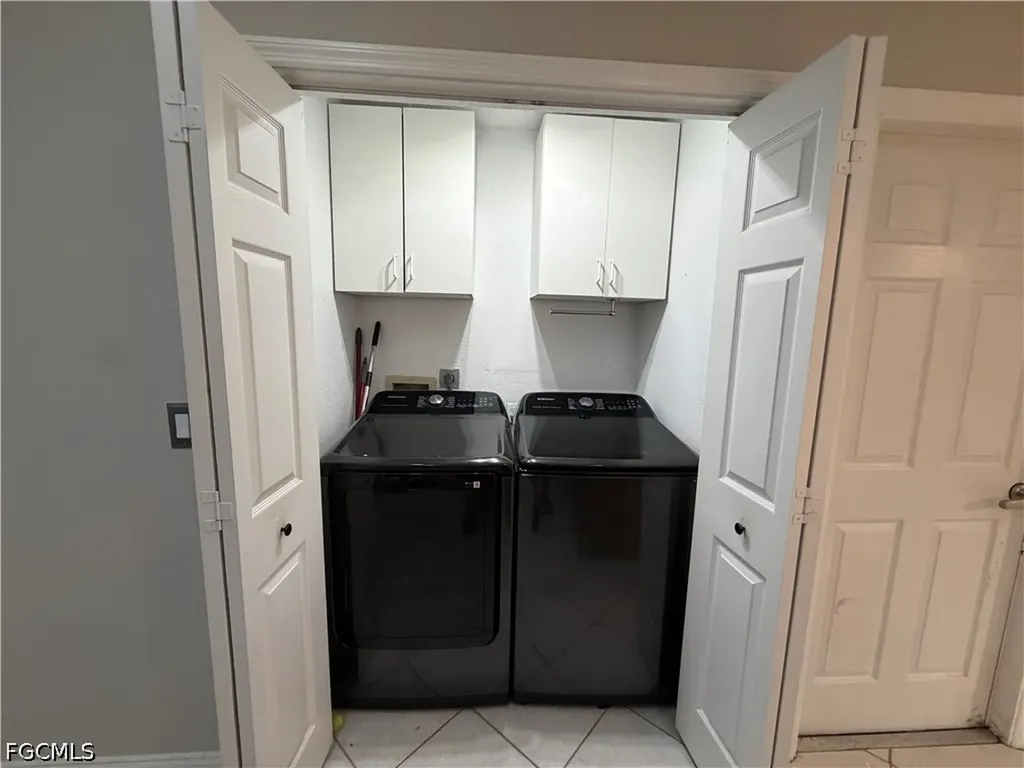 3628 Kent Drive Naples FL 34112