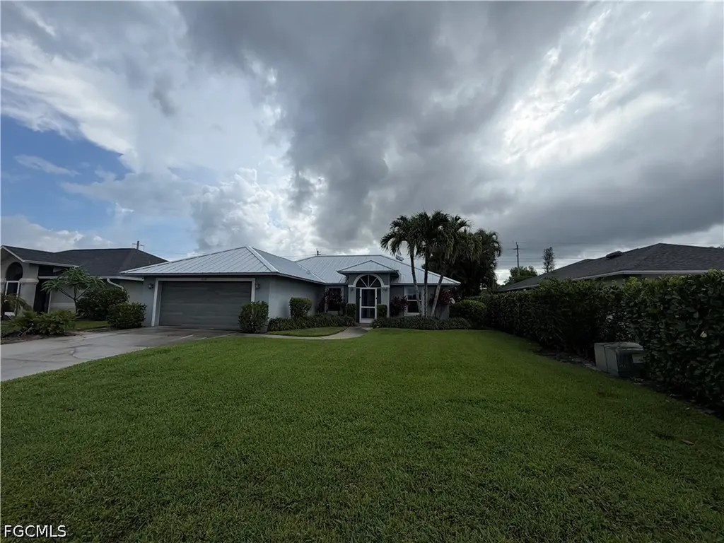 3628 Kent Drive Naples FL 34112
