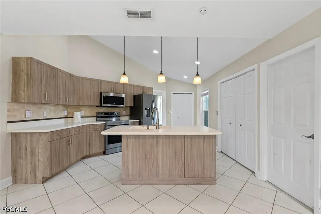 3628 Kent Drive Naples FL 34112