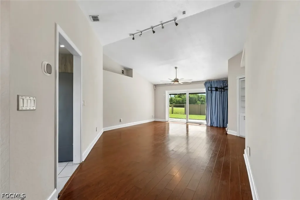 3628 Kent Drive Naples FL 34112