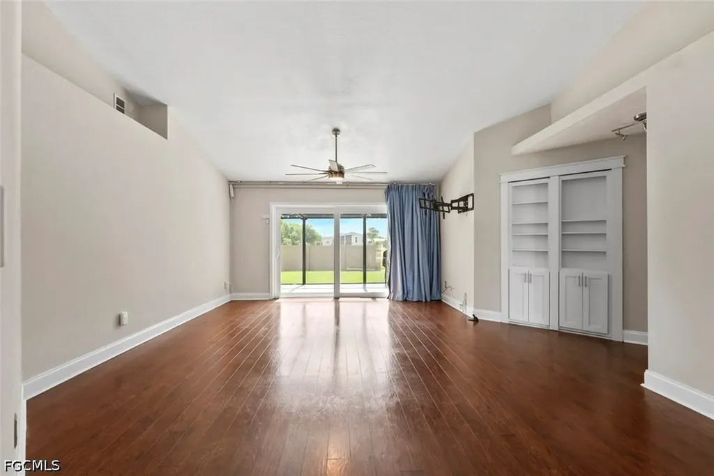 3628 Kent Drive Naples FL 34112