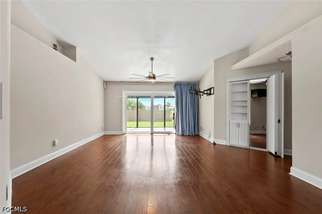 3628 Kent Drive Naples FL 34112
